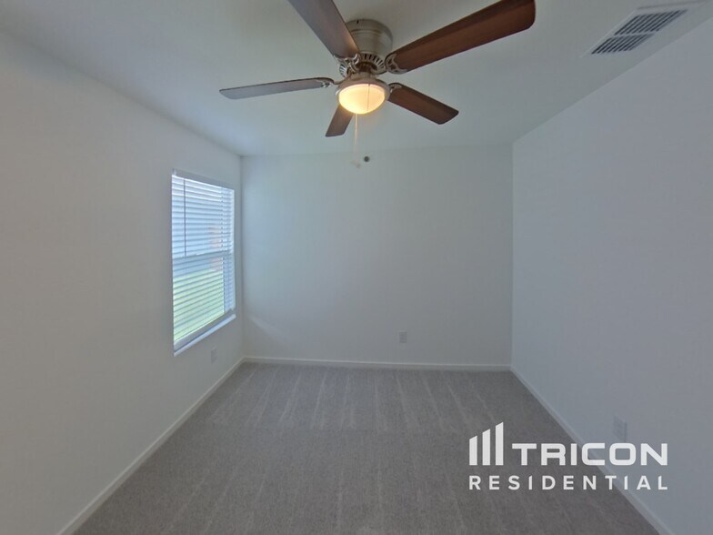 Building Photo - 1612 Lercara Ln
