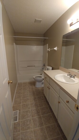 Bathroom 2 - 101 Courtright East Rd
