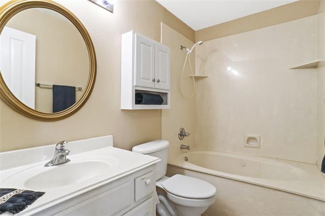 Building Photo - 3504 Llano Tr