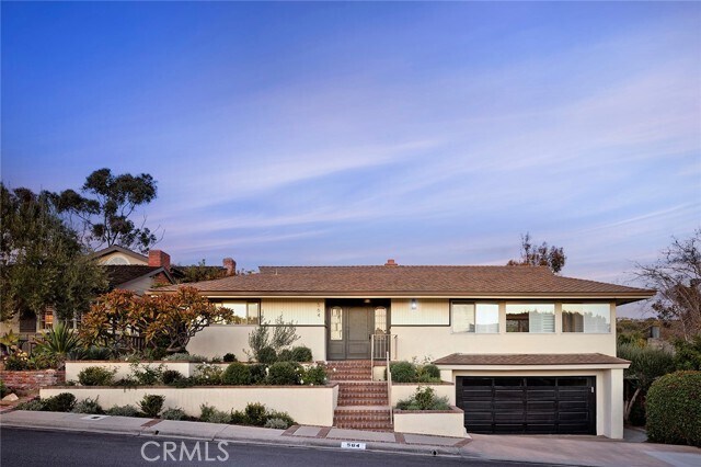 Building Photo - 564 Seaward Rd