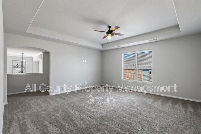 Building Photo - 15105 Stargazer Dr