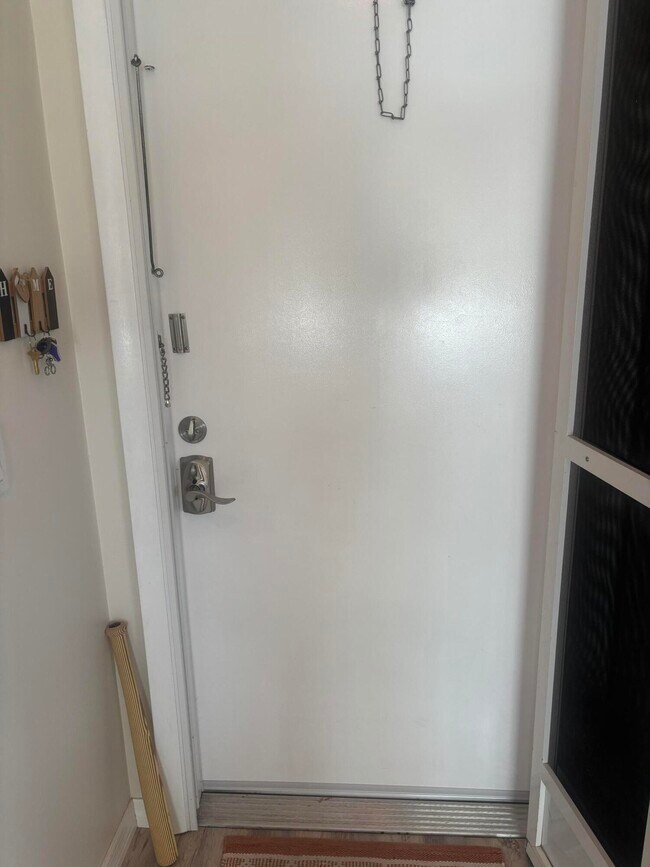 Building Photo - 2600 SE Ocean Blvd