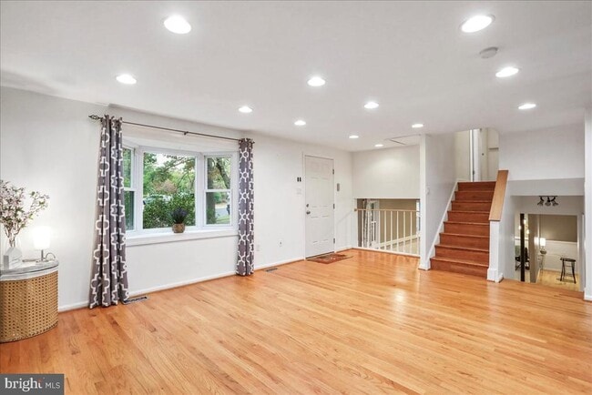 Building Photo - 2653 Fanieul Hall Ct