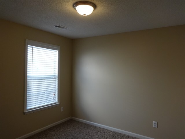 Building Photo - 2523 Davenham Ln