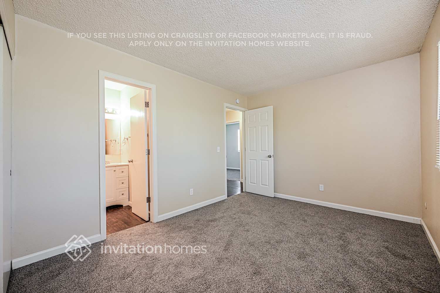 Building Photo - 16152 E Radcliff Pl