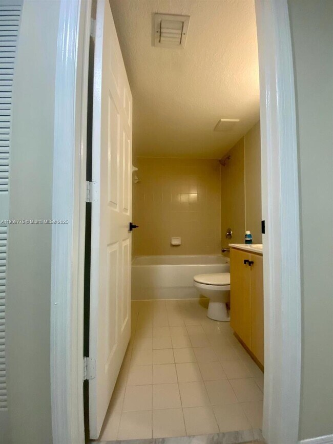 Building Photo - 22921 SW 88th Pl