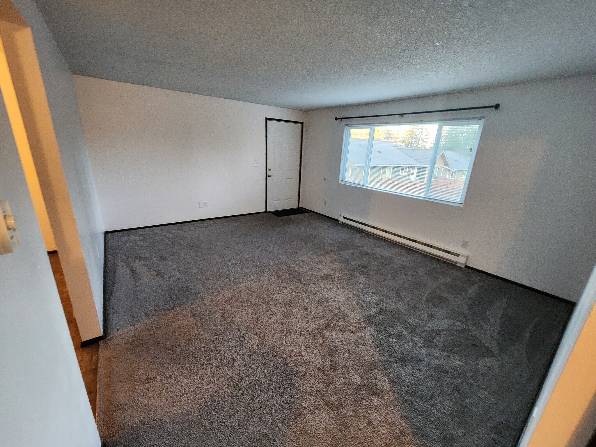 Building Photo - 2500 Howard Ave