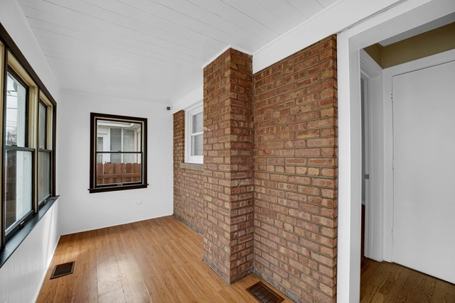 Building Photo - 7520 W Carmen Ave