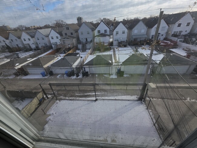 Building Photo - 6529 S Kimbark Ave