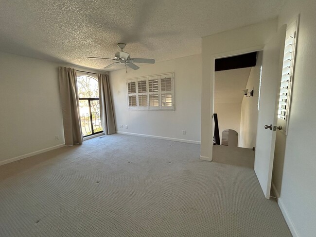 Building Photo - Welcome to your ideal rental home!