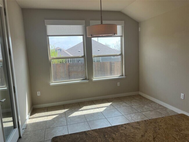 Building Photo - 7009 Sienna Rouge Path