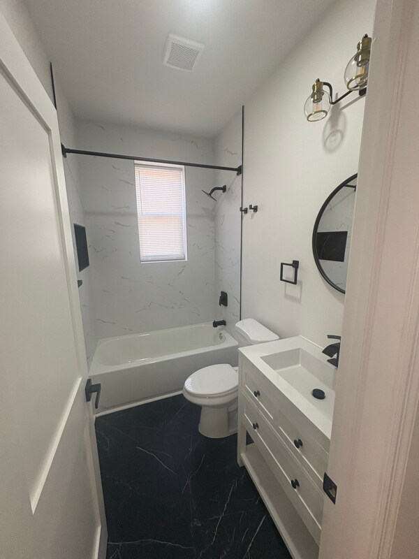 Building Photo - 1639 N Hilton St