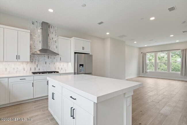 Building Photo - 2056 Prudential Dr