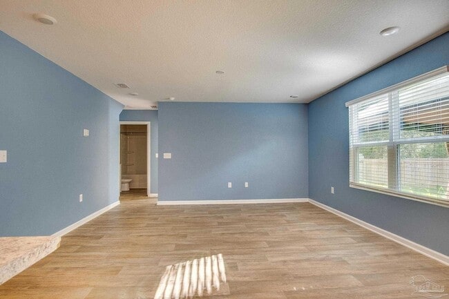 Building Photo - 10589 Queens Gate Cir