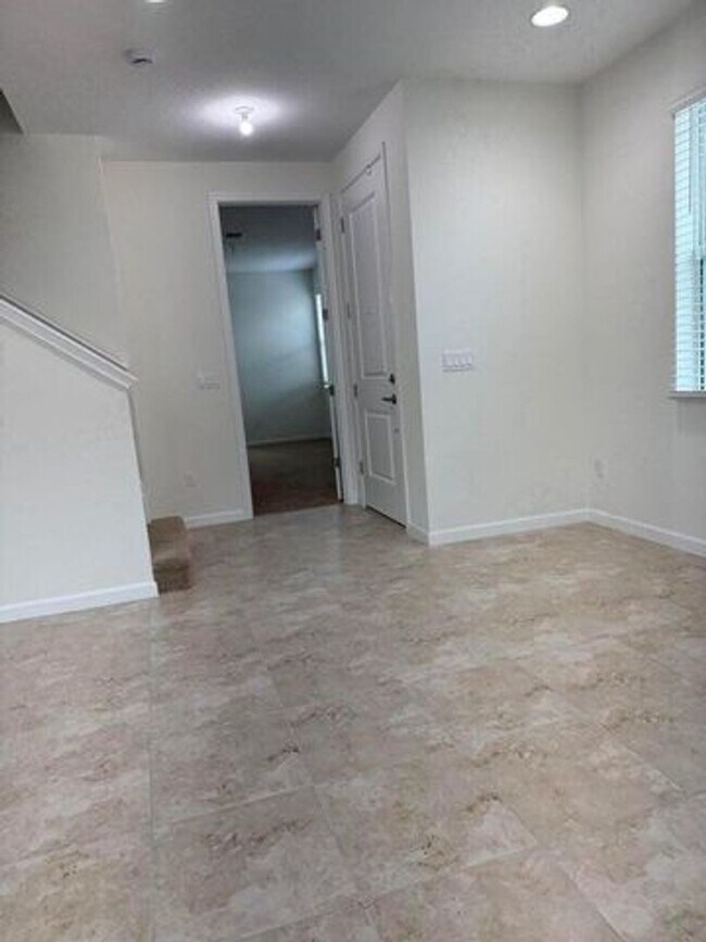 Building Photo - 16452 Millenium Ct