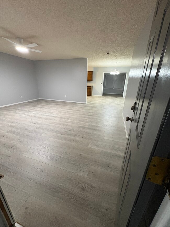 Building Photo - 1021 Cedar St