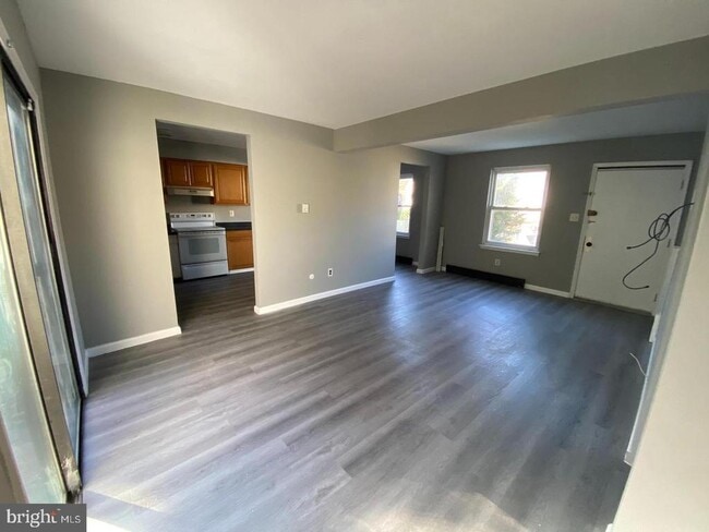 Building Photo - 14 Berkshire Rd