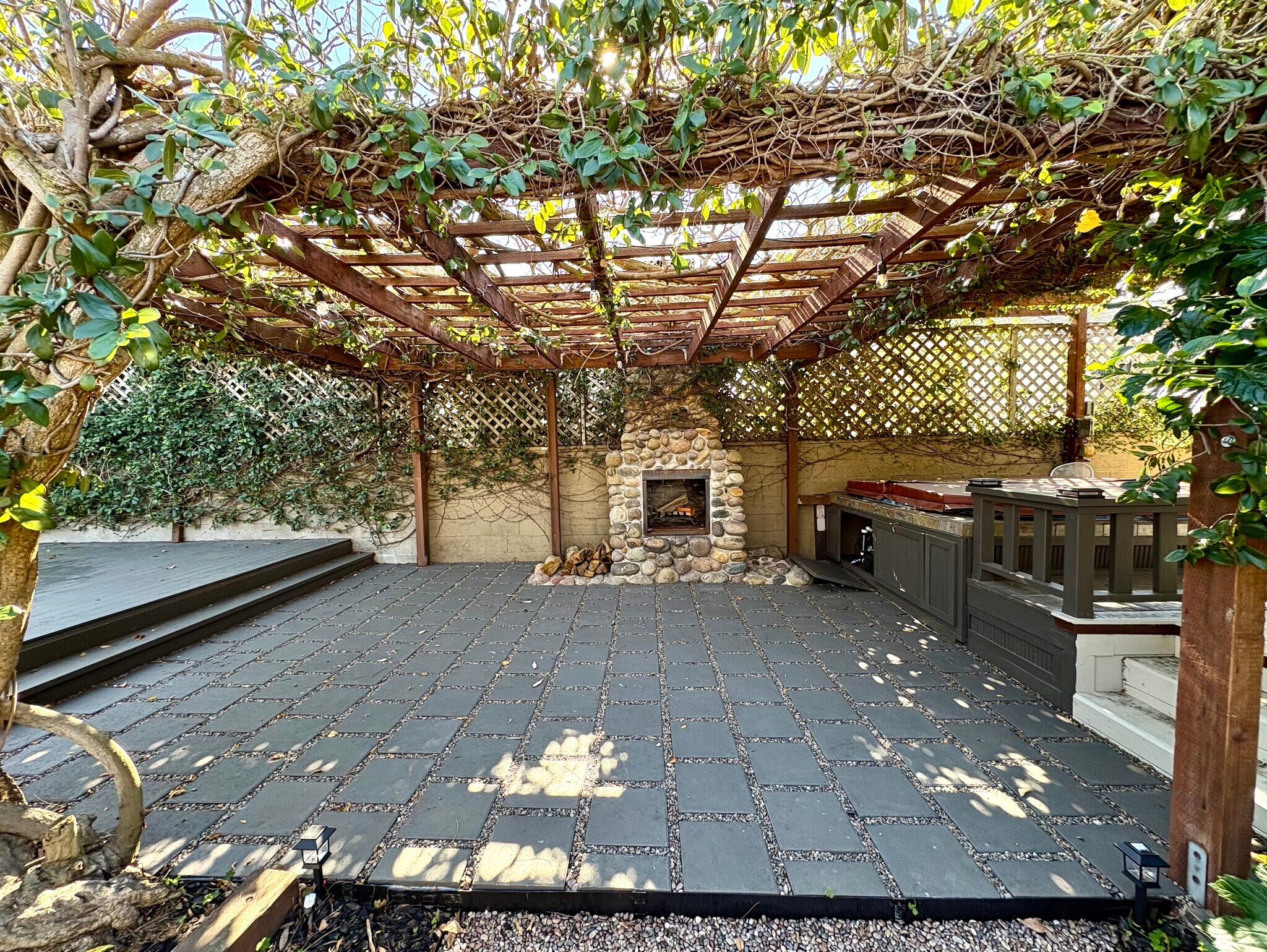 Building Photo - 3306 Gibson Pl