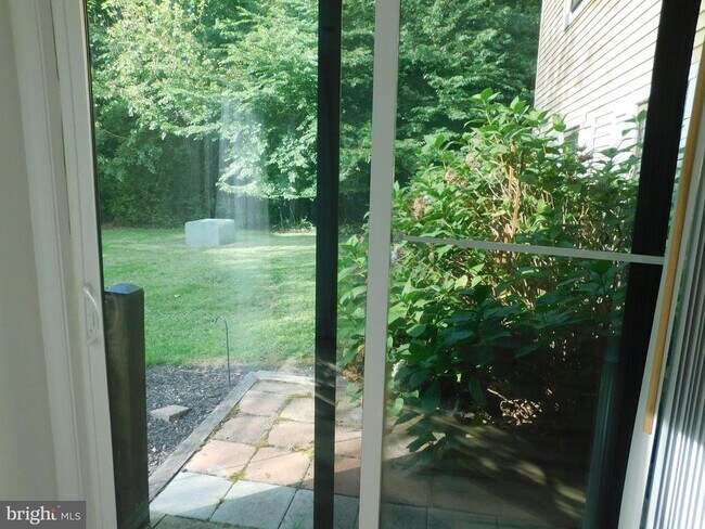 Building Photo - 87A W Bluebell Ln