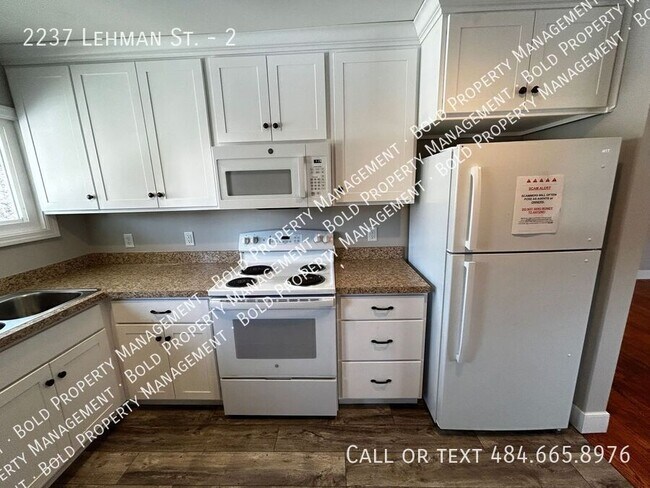 Building Photo - 2237 Lehman St