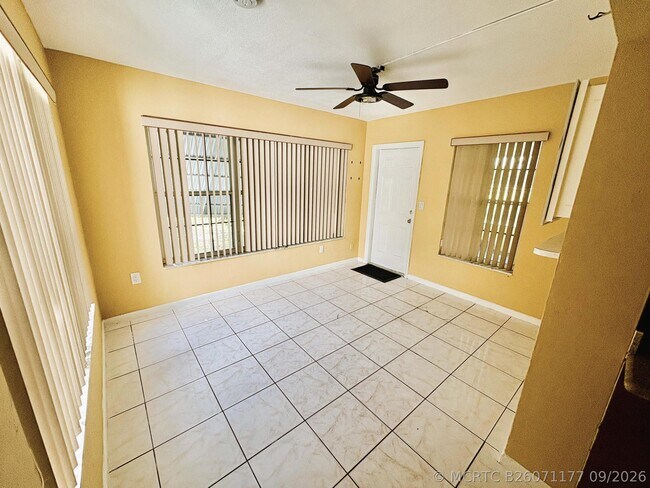 Building Photo - 1685 NW 60th Ave