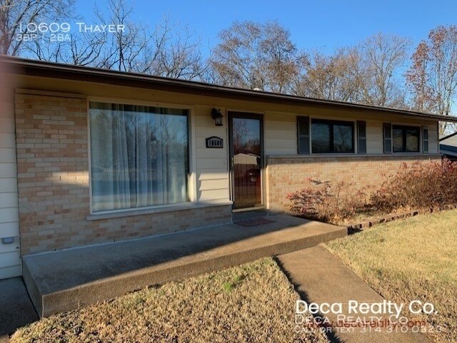 Building Photo - 3 Bedroom House