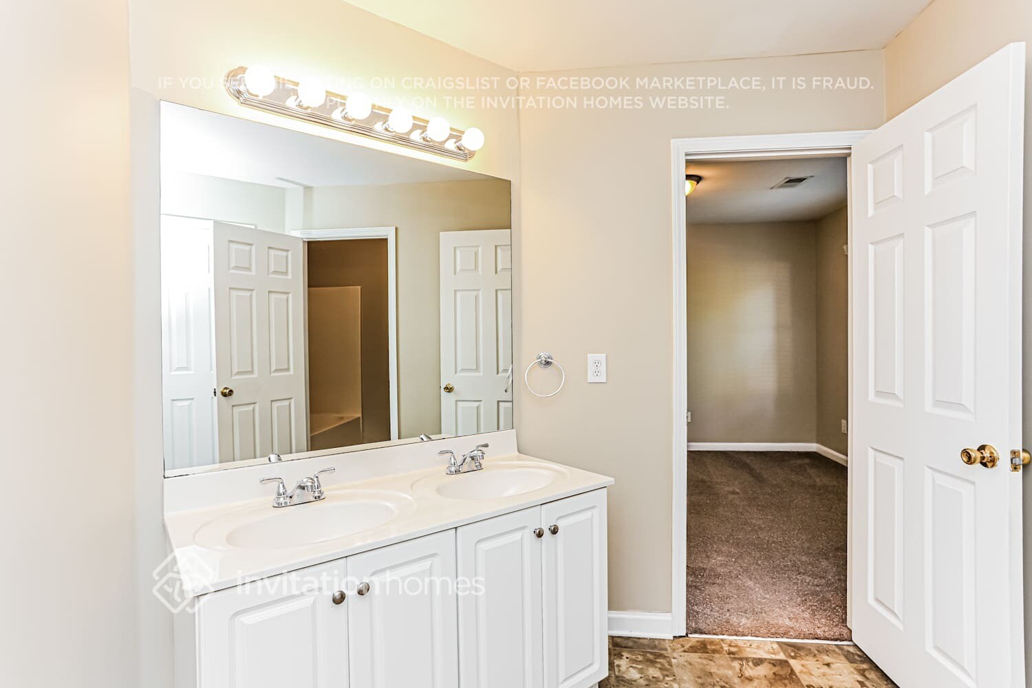 Building Photo - 2205 Thicket Ct