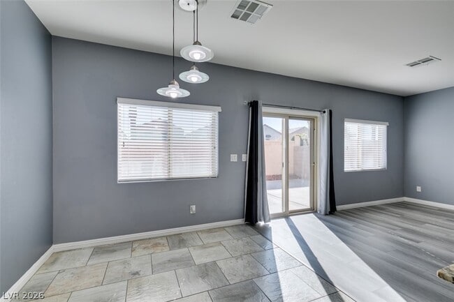 Building Photo - 5674 Cascadia Ct