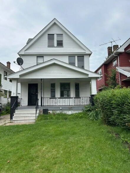 Primary Photo - 1486 E 134th St