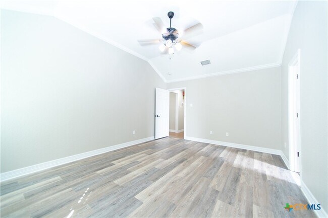 Building Photo - 2410 Big Divide Rd