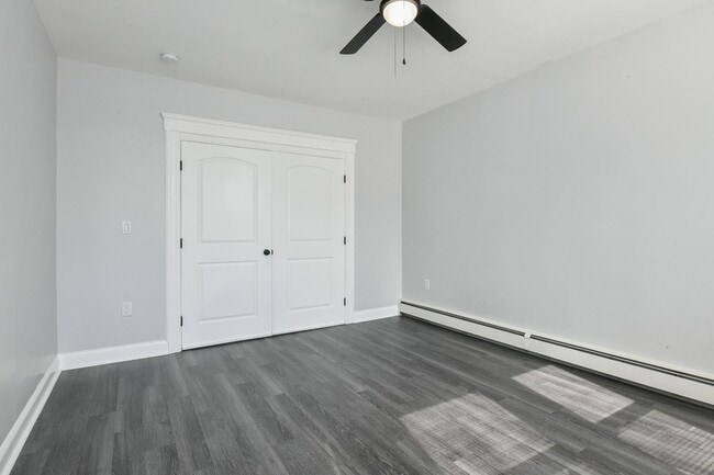 Building Photo - 540 61st St