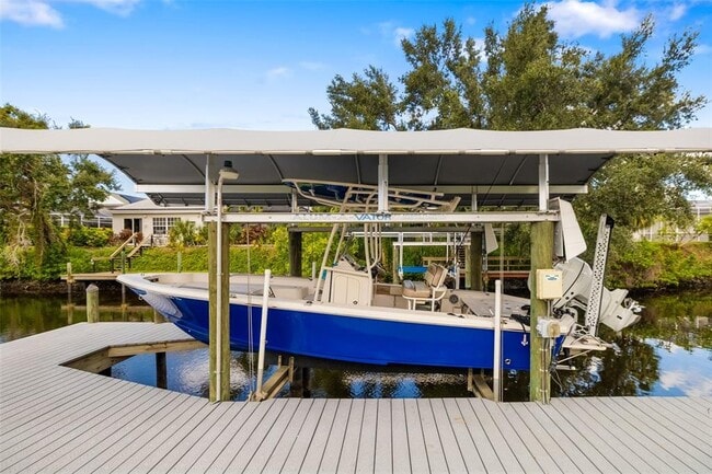 Building Photo - 4603 3rd Ave E