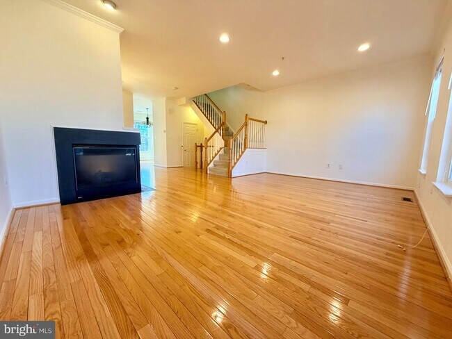 Building Photo - 9710 Washingtonian Blvd