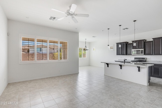Building Photo - 20467 W Legend Trail