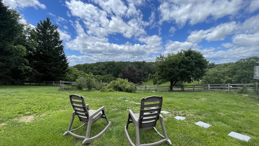 View of the Vistas - 2806 Park Mills Rd