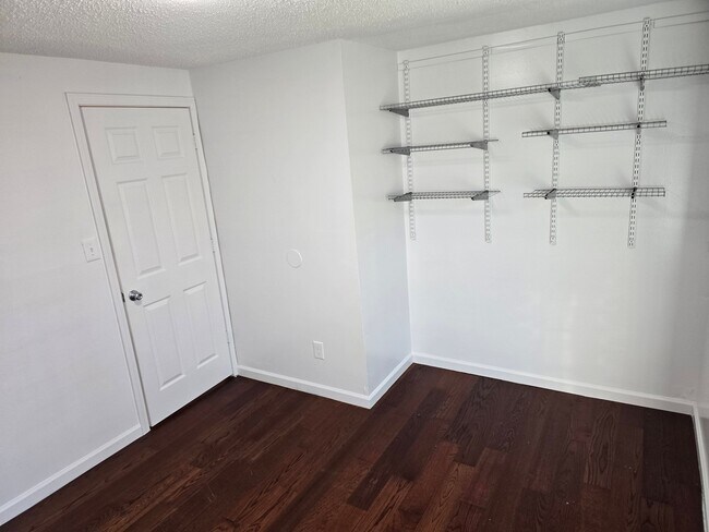 Building Photo - 3226 Piney Grove Rd