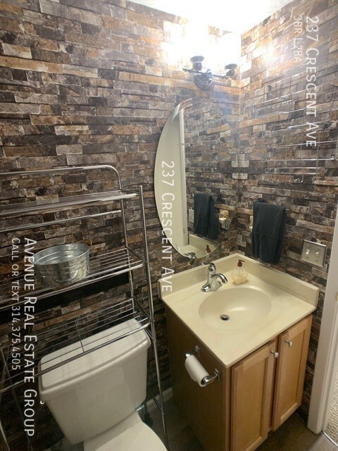 Building Photo - 237 Crescent Ave