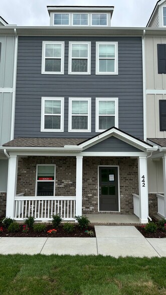 Primary Photo - 442 Blair Rd