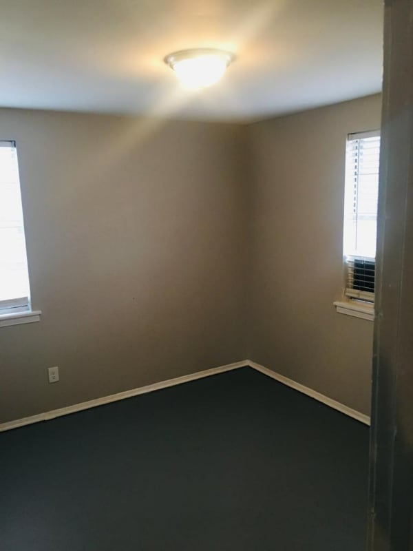 Building Photo - 818 Laurel St