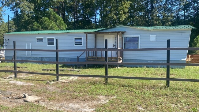 Building Photo - 5118 Highway 90