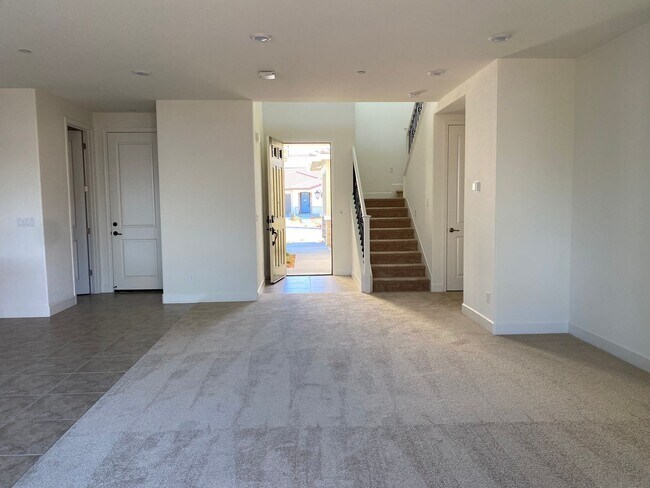 Building Photo - Luxury home in Springlake in Woodland