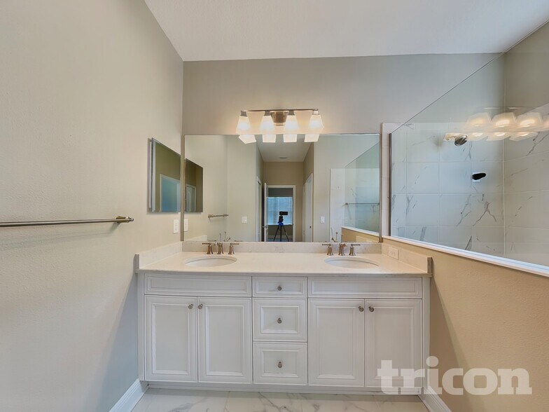 Building Photo - 11106 Sand Pine Ln