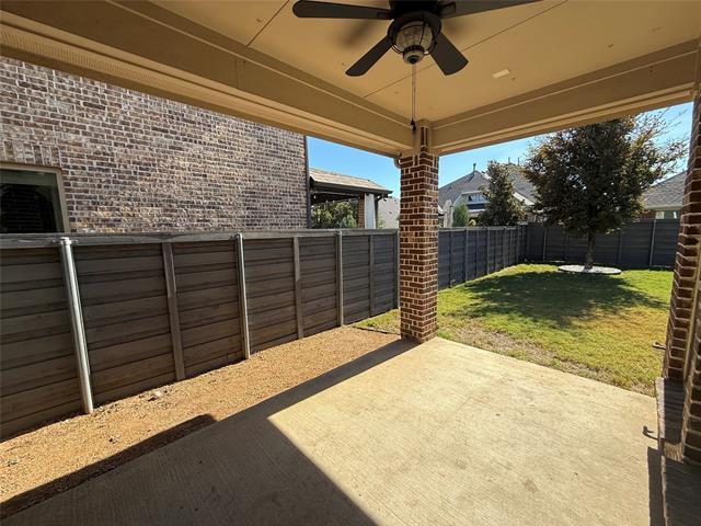 Building Photo - 816 Sandbox Dr