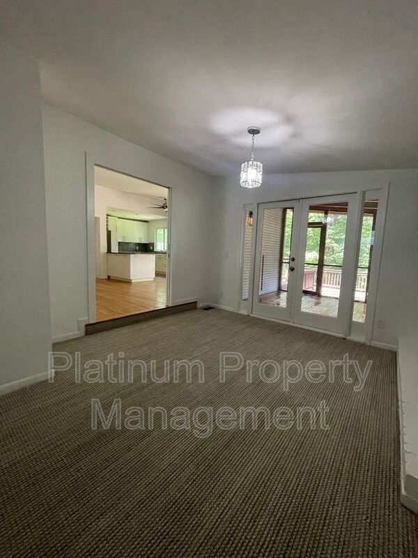 Building Photo - 3828 Donaldson Dr
