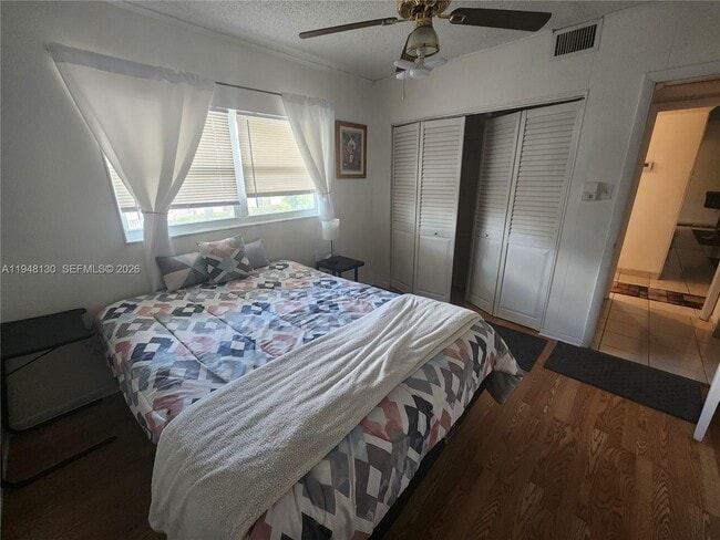 Building Photo - 7600 NW 5th Ct