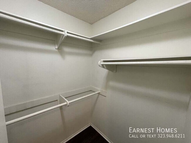 Building Photo - 3480 Barham Blvd