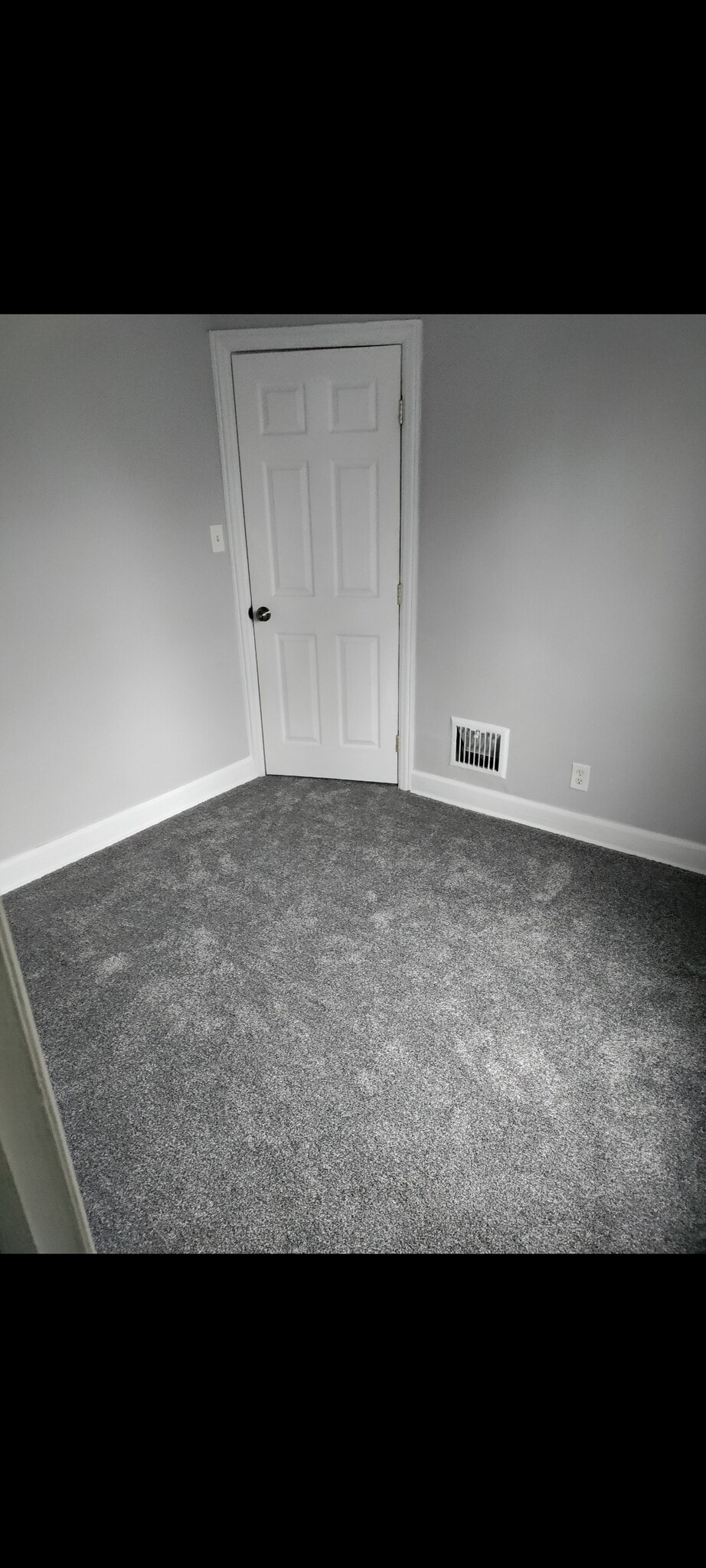 Building Photo - 6829 Abington Ave