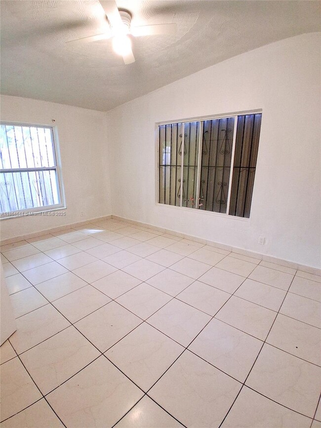 Building Photo - 20769 NW 41st Ave