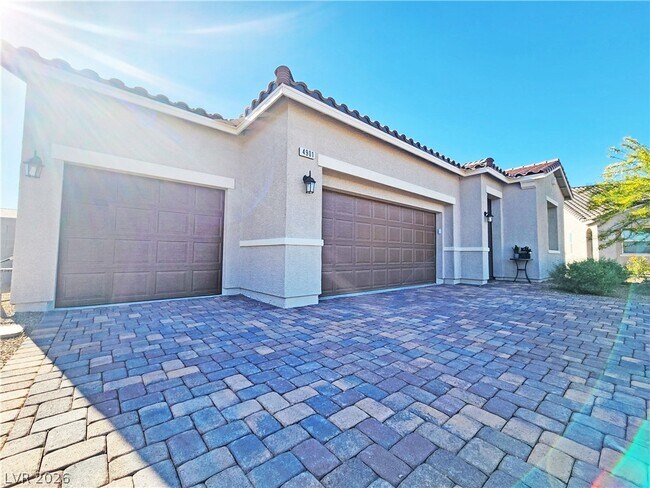 Building Photo - 4901 Fairwood Ct