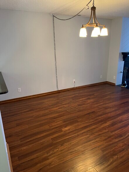 dining room - 1300 G St